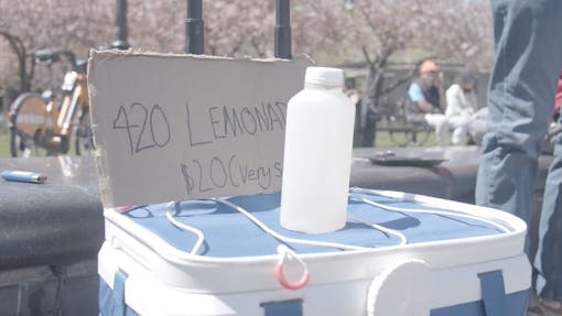 420 Lemonade in Washington Square Park. (Jon Bain / Leafly)