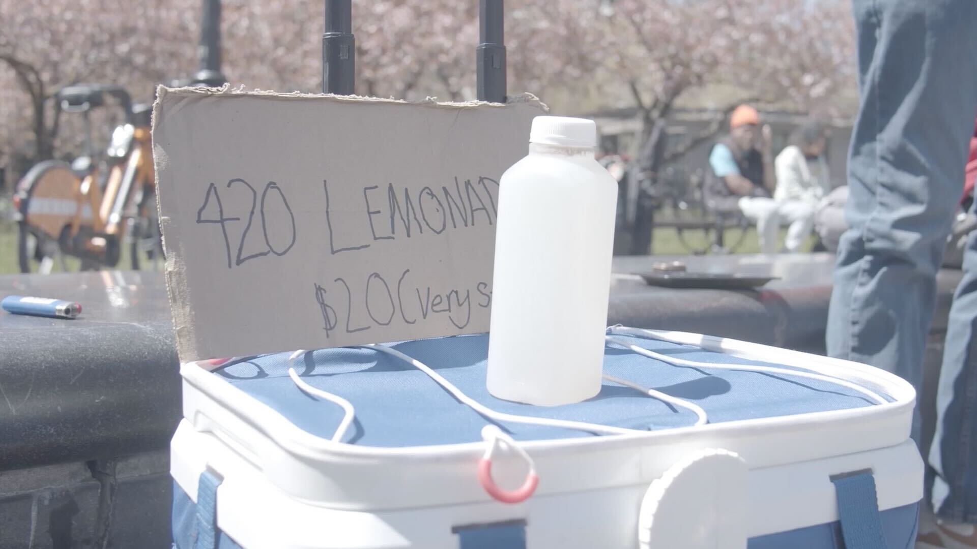 420 Limonade im Washington Square Park.  (Jon Bain / Leafly)