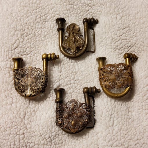 Chillum pipes disguised as belt buckles