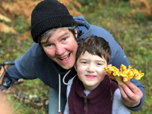 Wunderground-founder-jody-hall-in-photo-outdoors-with-mushrooms