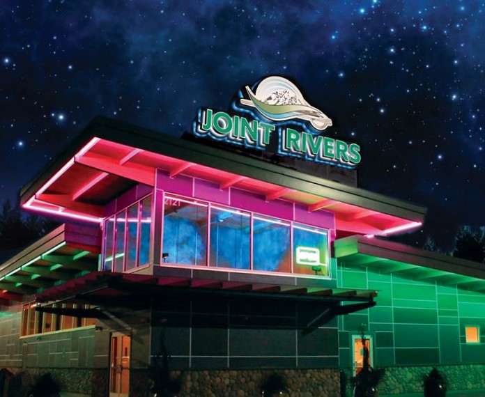 joint-rivers-store-at-night