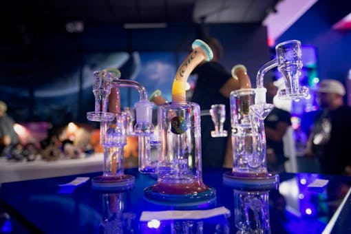 (Toro Glass at Dab Day. Photo courtesy of Borovision.)