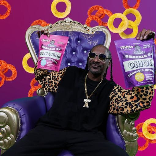 Uncle Snoop's Snazzle Os infused onion rings. (Courtesy Tsumo Snacks)