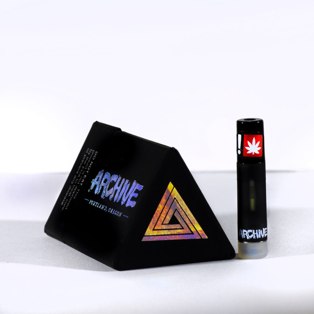 Doppelte Motorboot-Kolophoniumkartusche, gezüchtet von Archive Oregon. Hybrid. (Ryan Herron für Leafly)