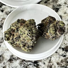 Black Garlic had us munching and conking out like woah. (David Downs/Leafly)