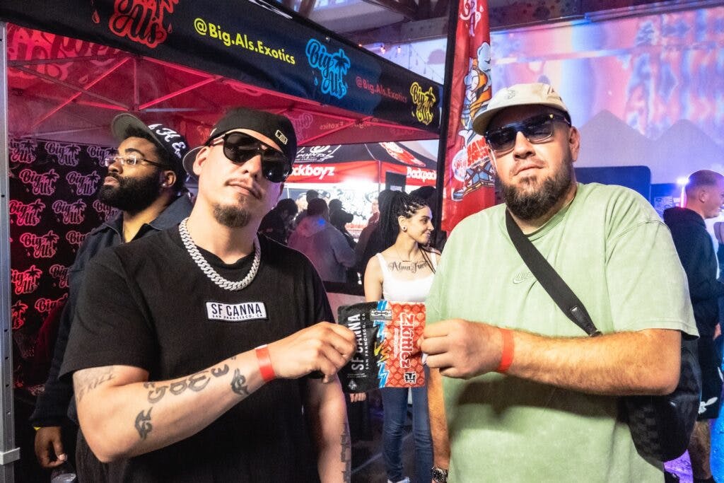 SF Canna Chris and Z Team Leader Fields shared a bag at the Litty in the City in LA. (Dan Wilson for Leafly)