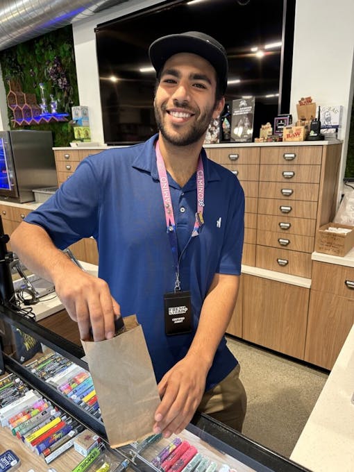 Yonatan at 7 Stars rings us up in in Richmond, CA. (David Downs/Leafly)