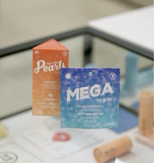 Gron Pearl and Mega Pearl Good Grades Leafly Report Card review